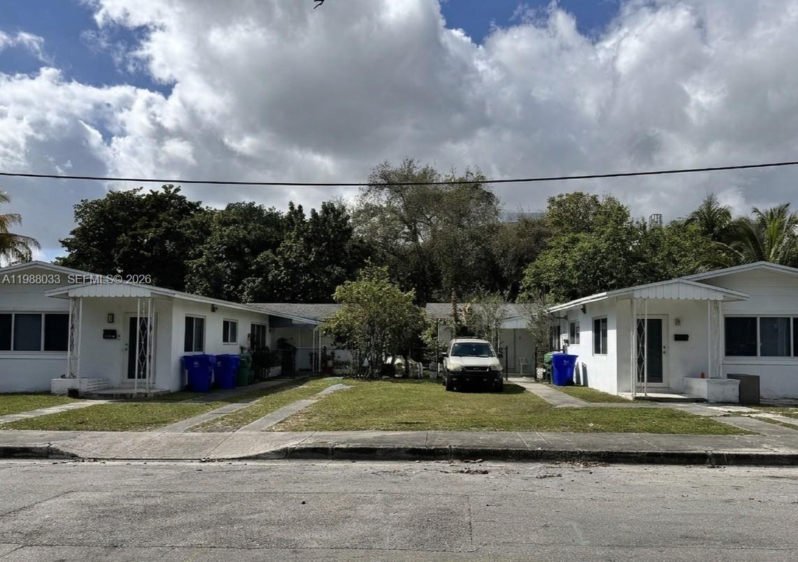 HIGHLAND PARK - Residential Lease