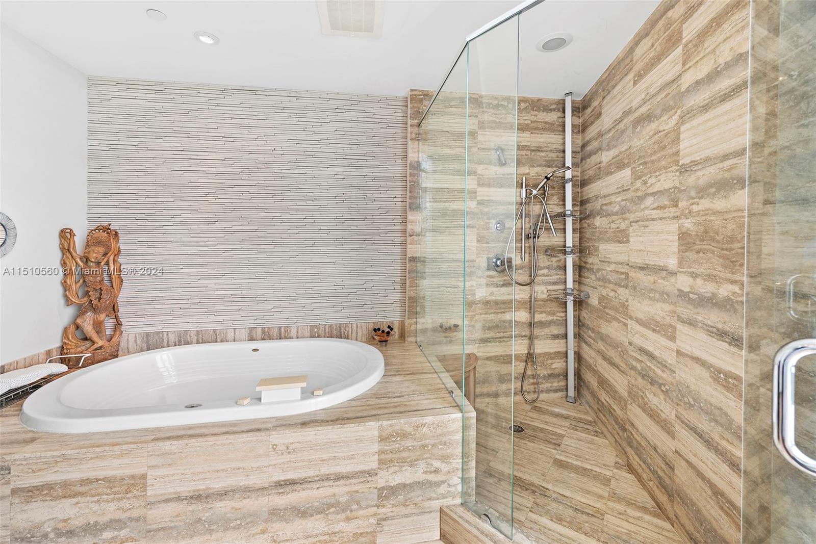 TDR TOWER II CONDO - Residential