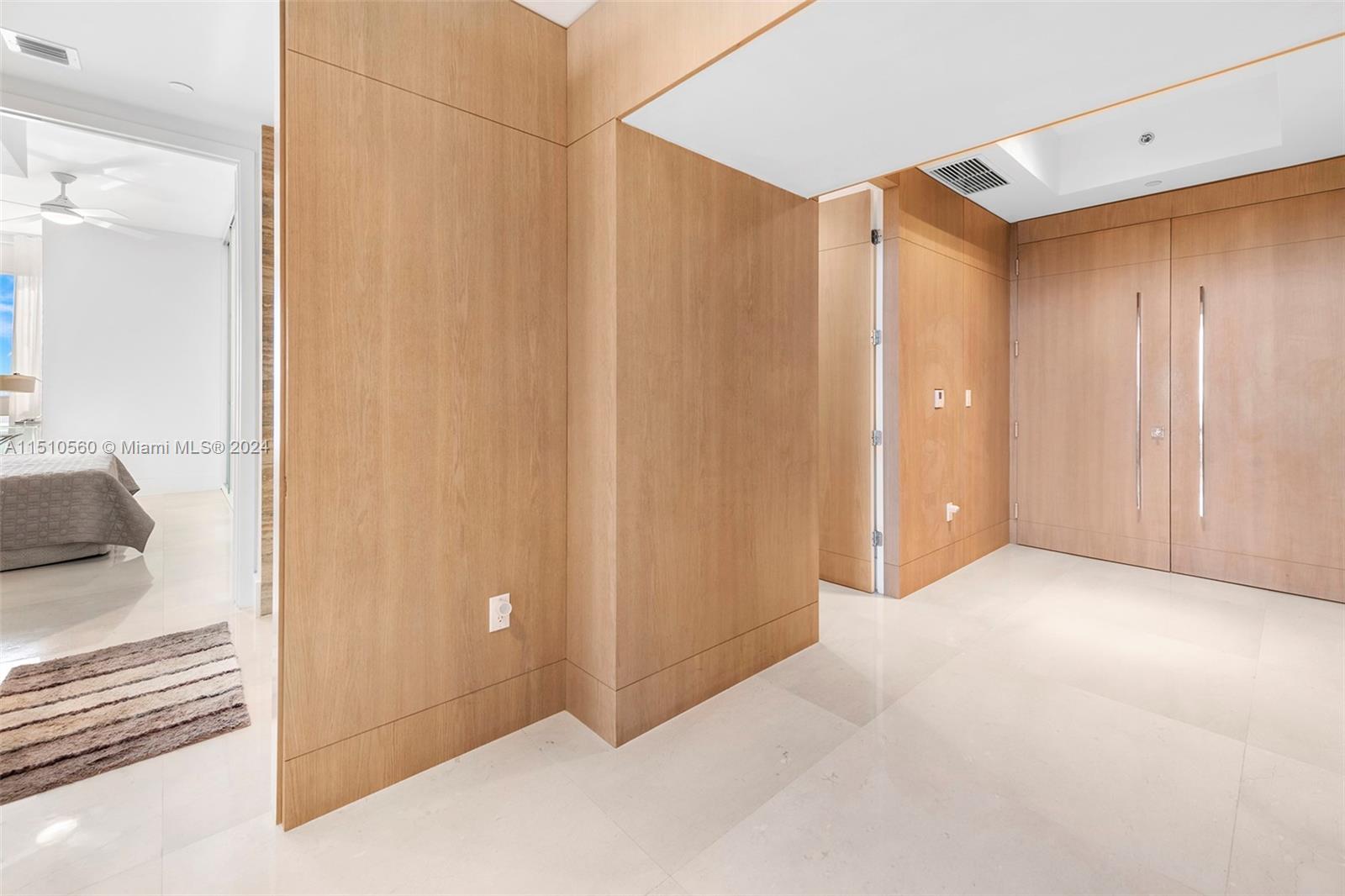 TDR TOWER II CONDO - Residential