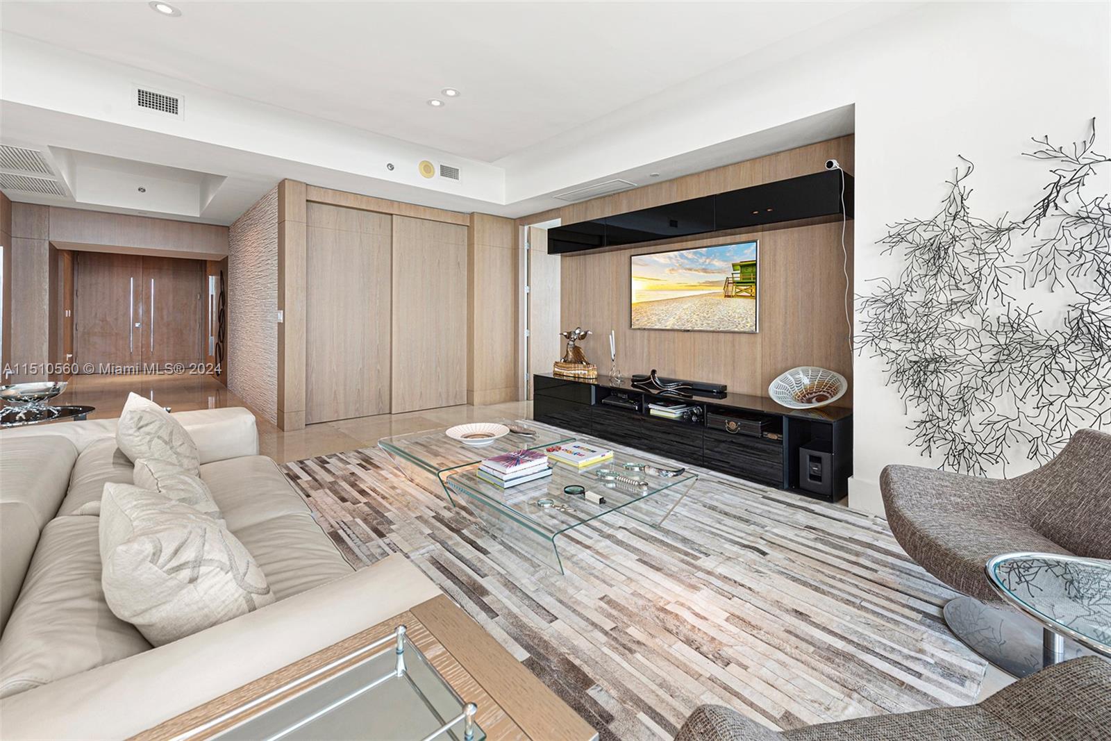 TDR TOWER II CONDO - Residential