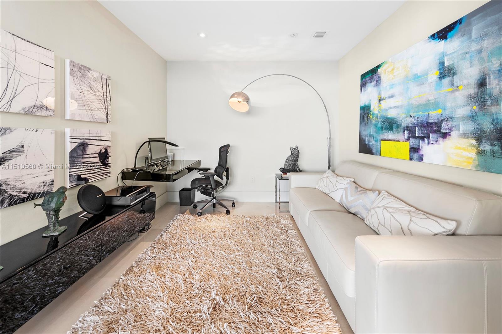 TDR TOWER II CONDO - Residential