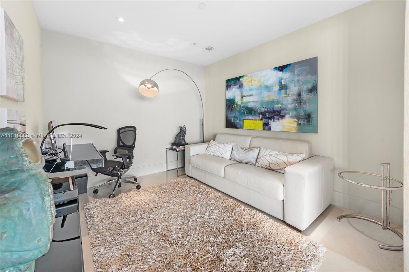 TDR TOWER II CONDO - Residential