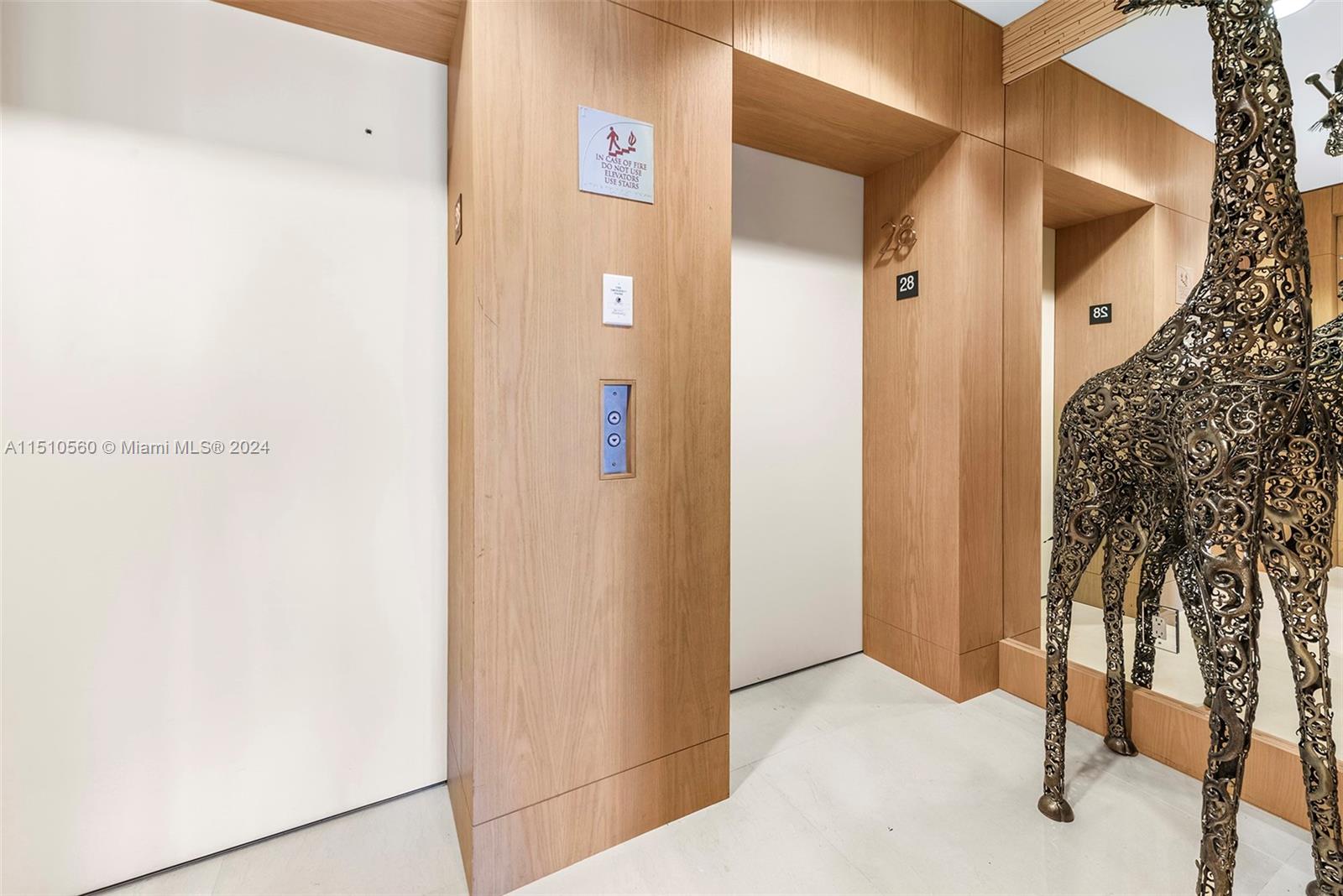 TDR TOWER II CONDO - Residential