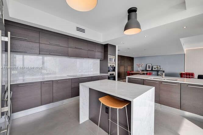 900 BISCAYNE BAY CONDO - Residential Lease