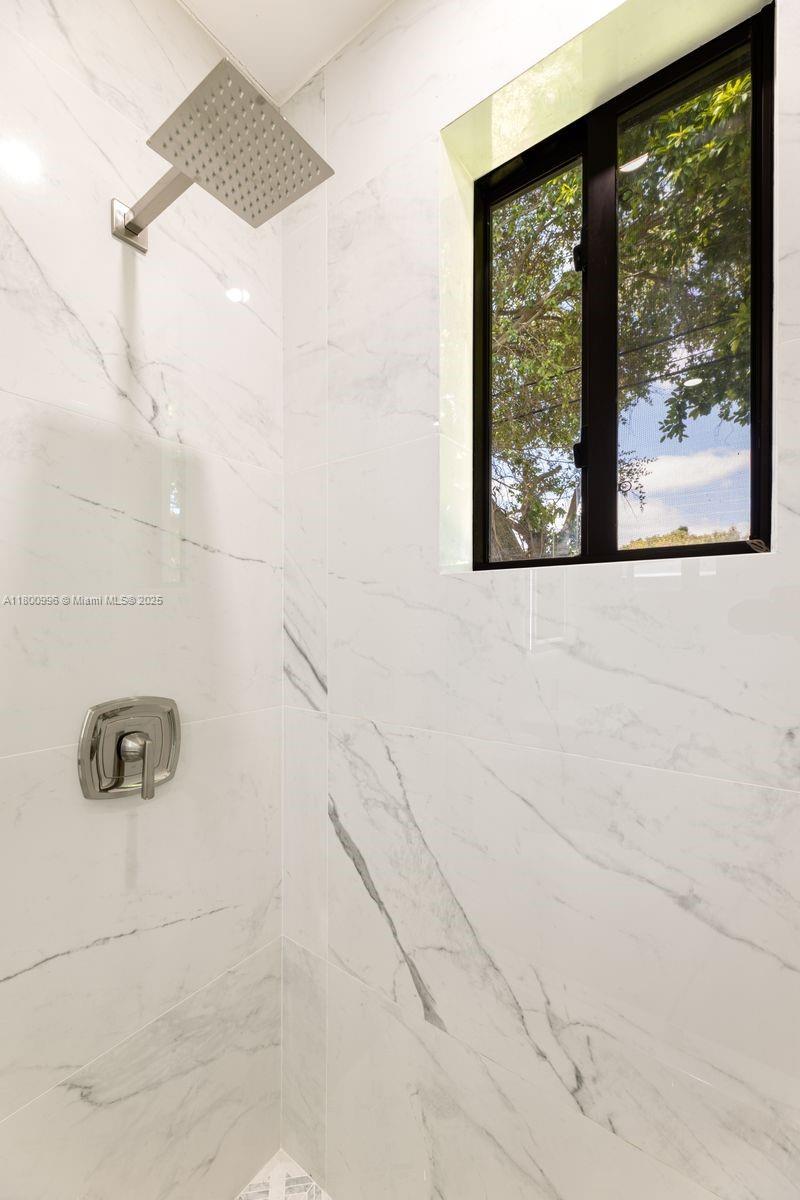 GROVELAND PARK - Residential Lease