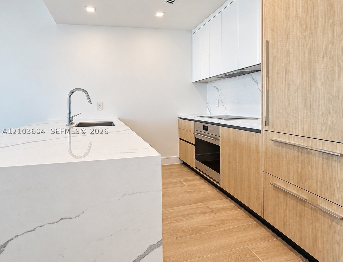View photos, virtual tours, details... 2411 Laguna Circle 2504