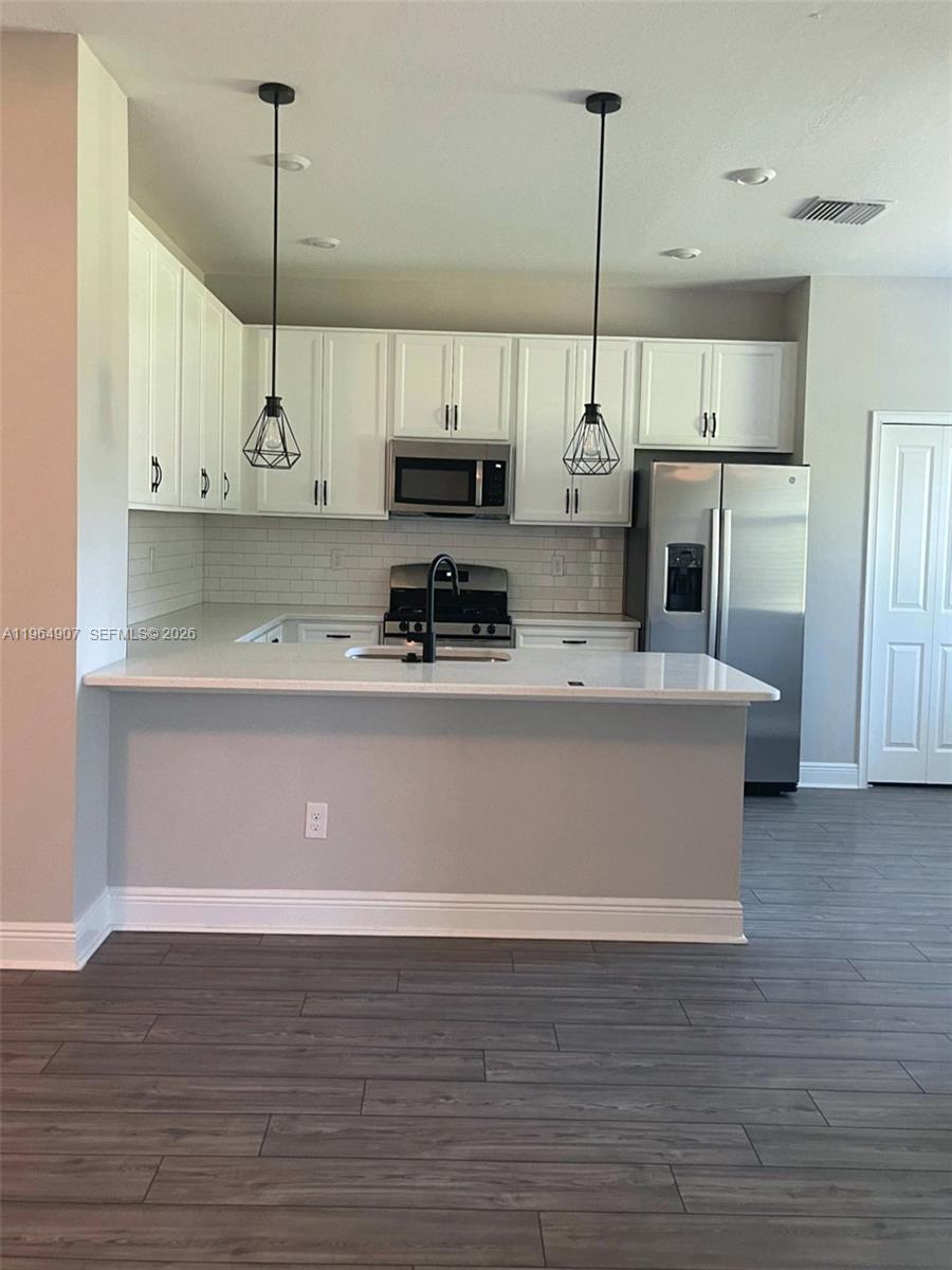 IMPERIAL LAKES RESIDENTIAL - Residential