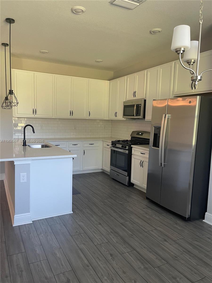 IMPERIAL LAKES RESIDENTIAL - Residential