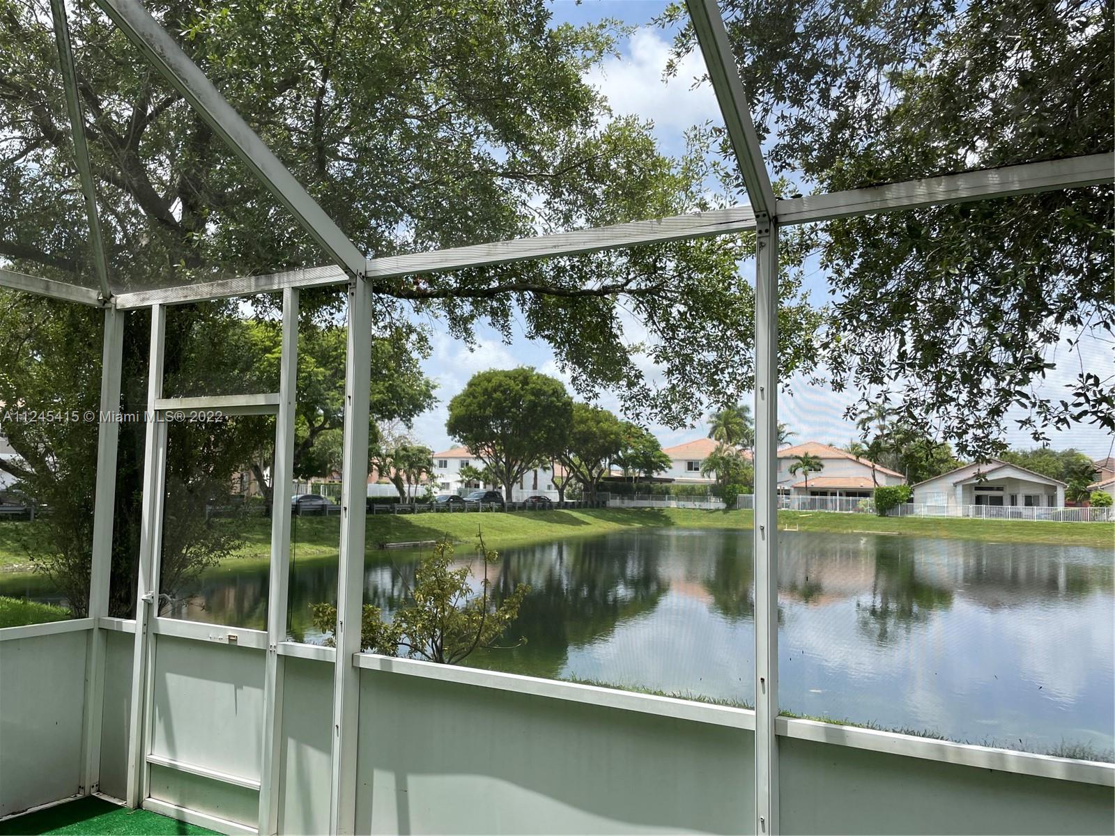 THE RESERVE AT DORAL - Residential Lease