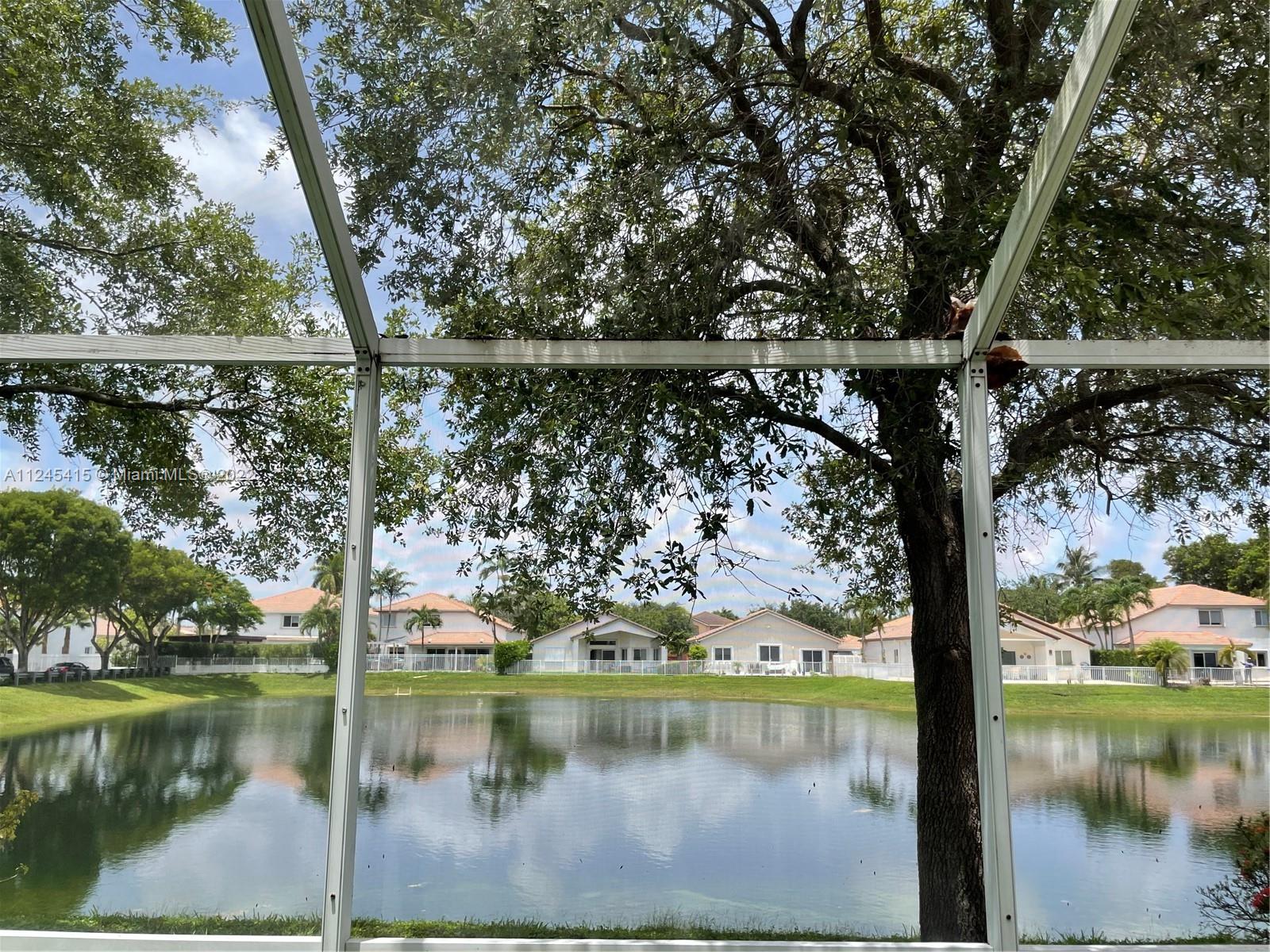 THE RESERVE AT DORAL - Residential Lease