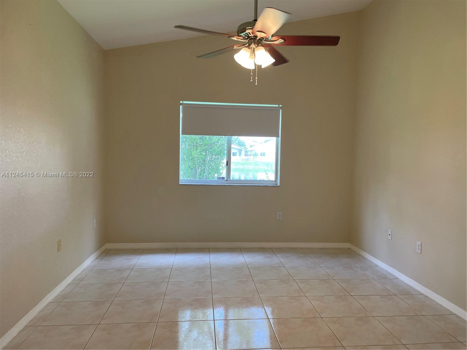 THE RESERVE AT DORAL - Residential Lease