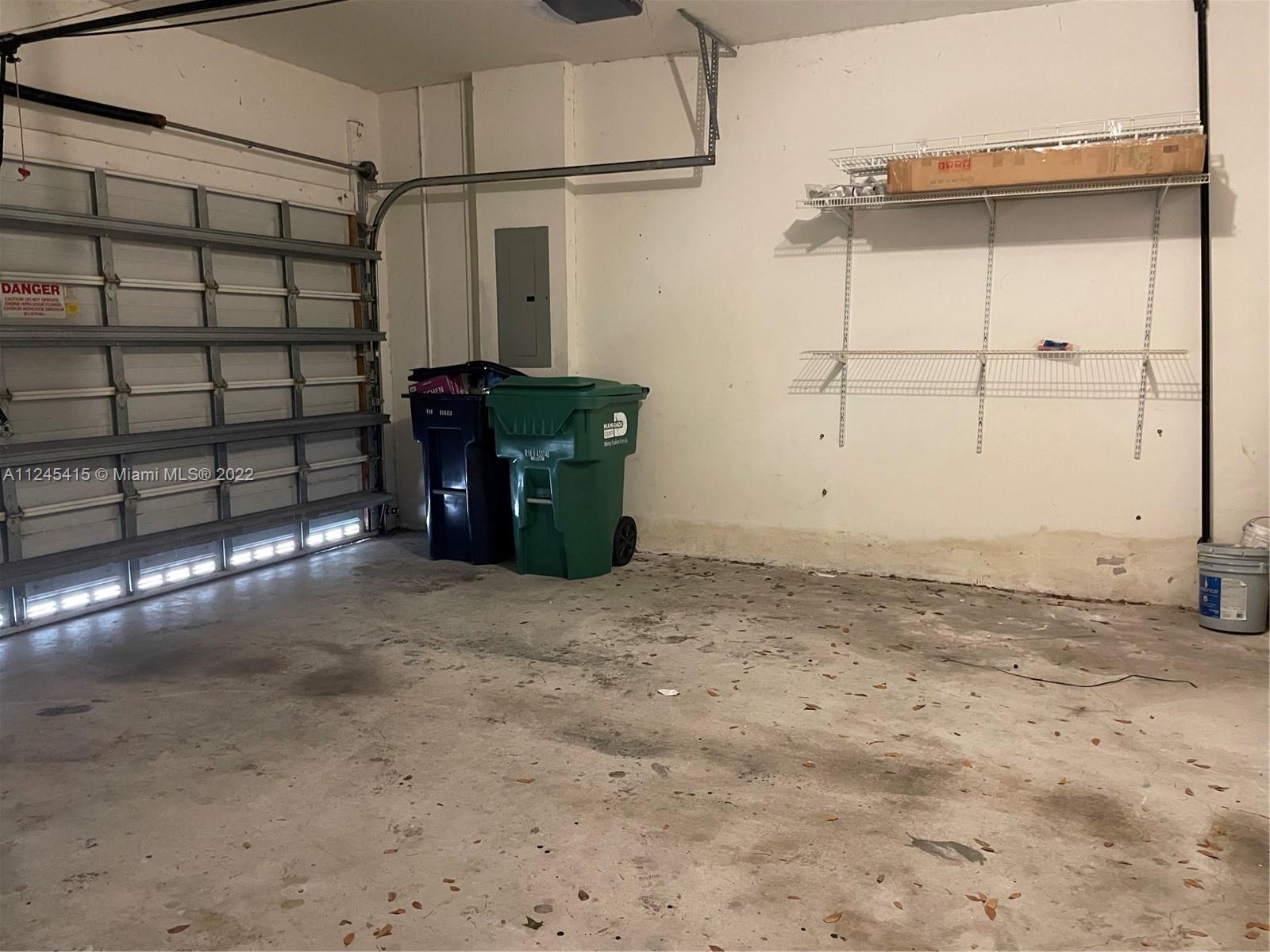 THE RESERVE AT DORAL - Residential Lease