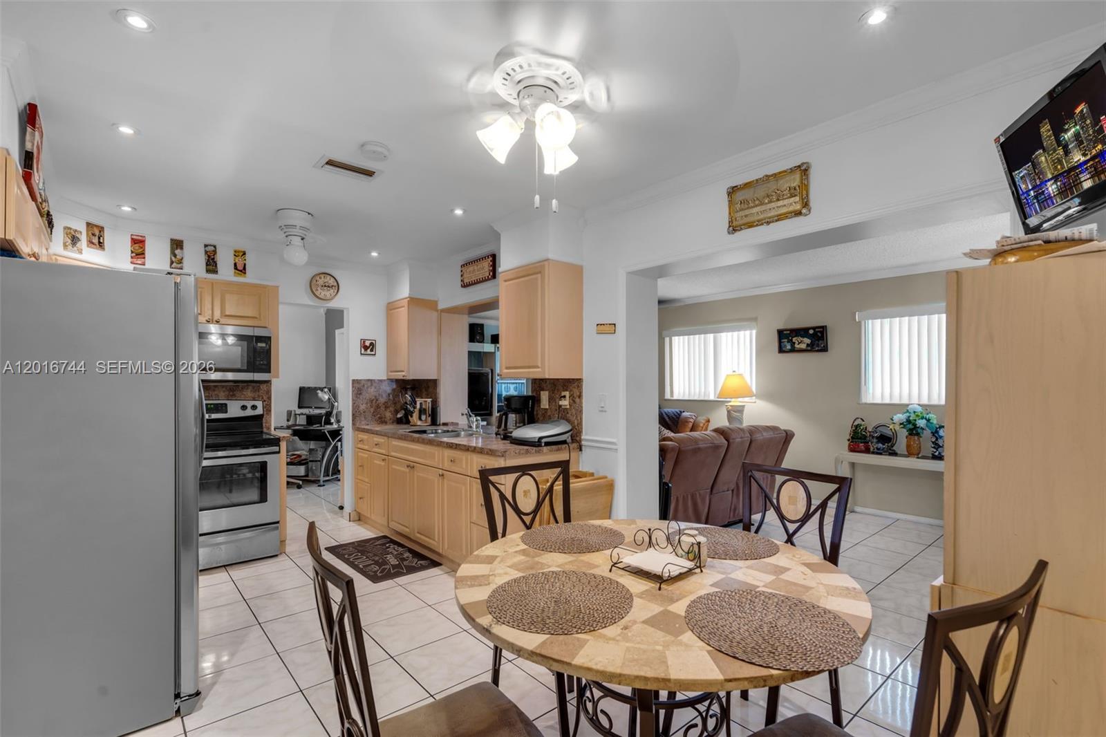 MAINLANDS OF TAMARAC LAKE - Residential