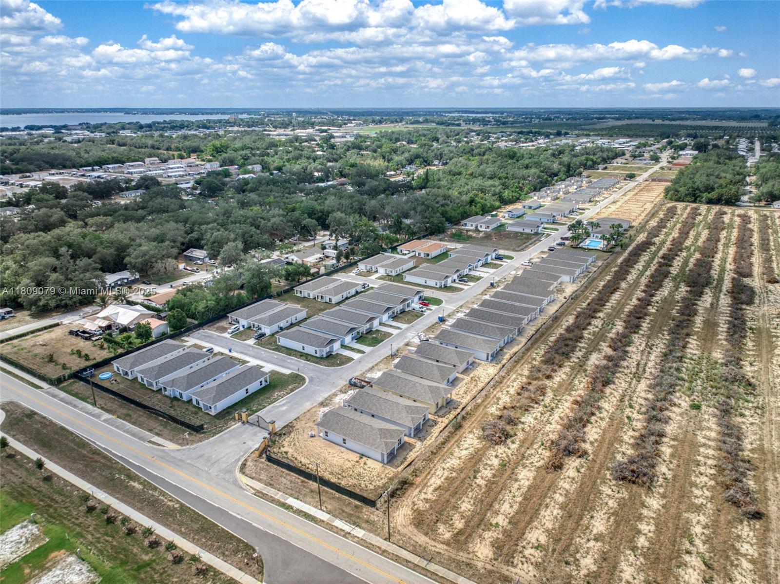 Las Villas at Kenilworth - Residential
