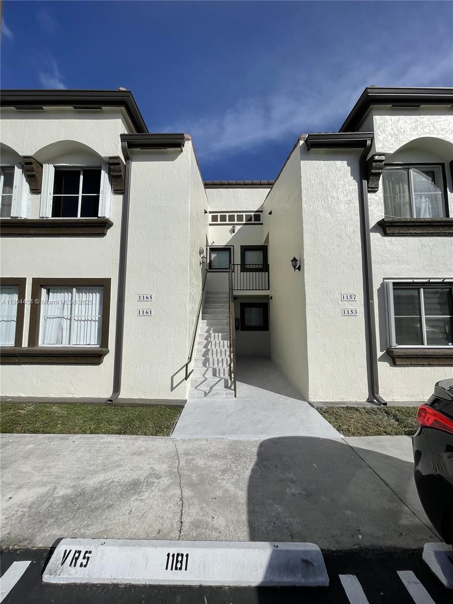 VILLA REAL CONDO NO 5 - Residential Lease