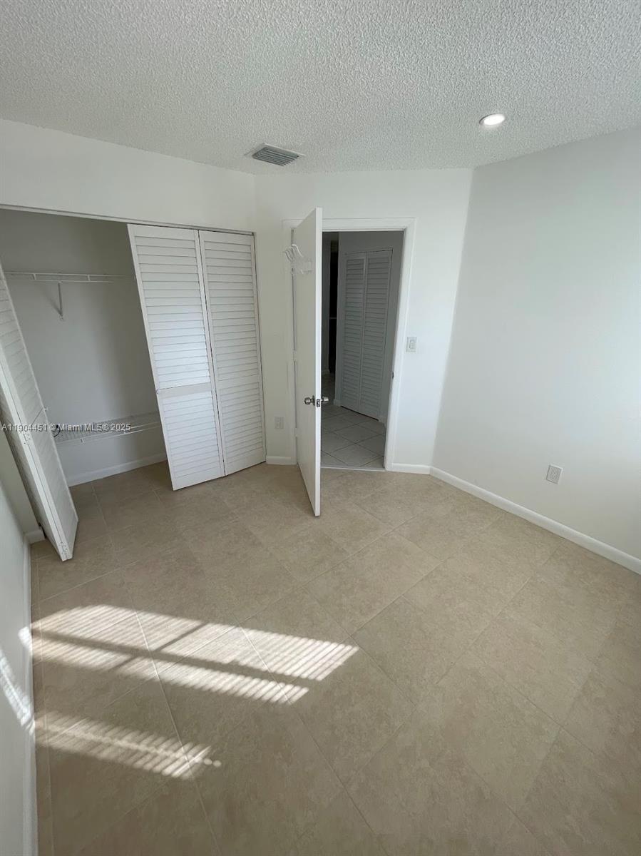 VILLA REAL CONDO NO 5 - Residential Lease