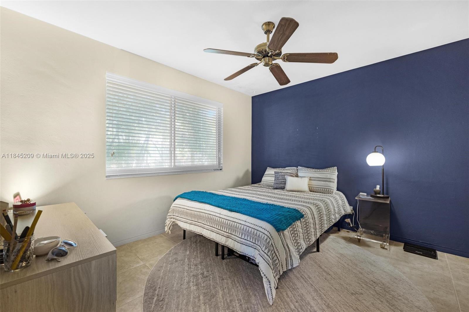 EDGEWATER ESTATES 1ST ADD - Residential Income