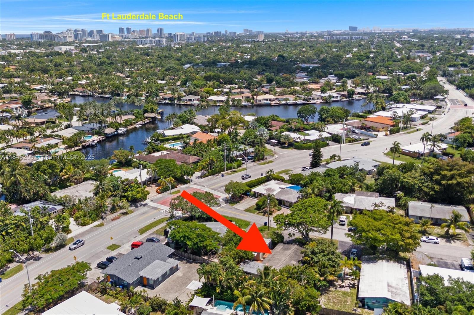 *Prime~Wilton Manors location!**Charming DUPLEX just minutes to the airport, beaches, major highways, &
FORT LAUDERDALE’S best dining, nightlife, and downtown scene. Features Two, 2BD/1BA units—one with a Den—plus separate electric meters and a shared utility room with 2 washers & 2 dryers. No HOA!!
Enjoy Central A/C , High Impact Windows and Doors, a sizable fenced-in backyard, darling patio area and covered carport parking for One unit. Clean as a whistle and ready for move in! An exceptional, smart investment opportunity in a highly sought-after area!