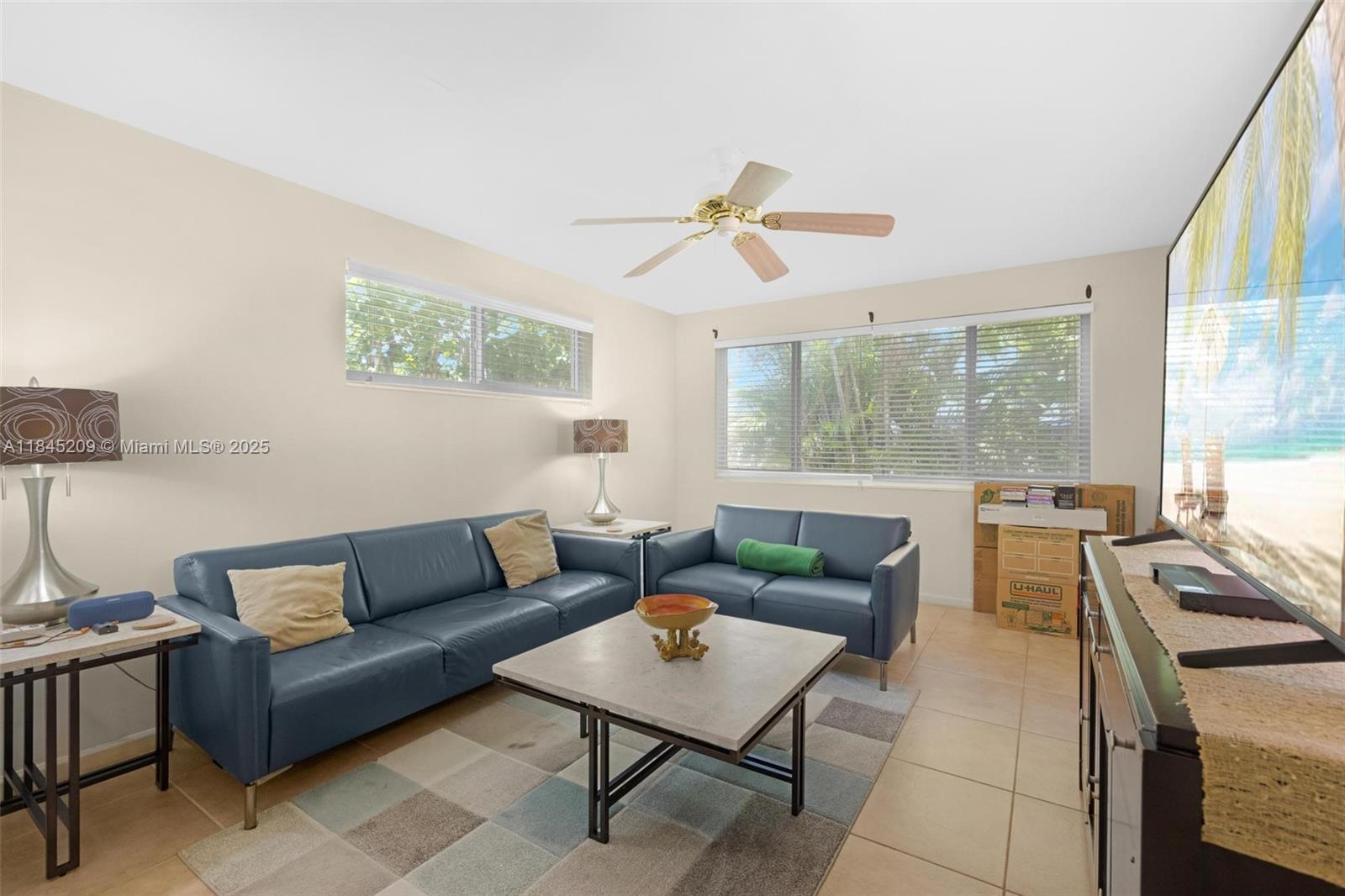 EDGEWATER ESTATES 1ST ADD - Residential Income