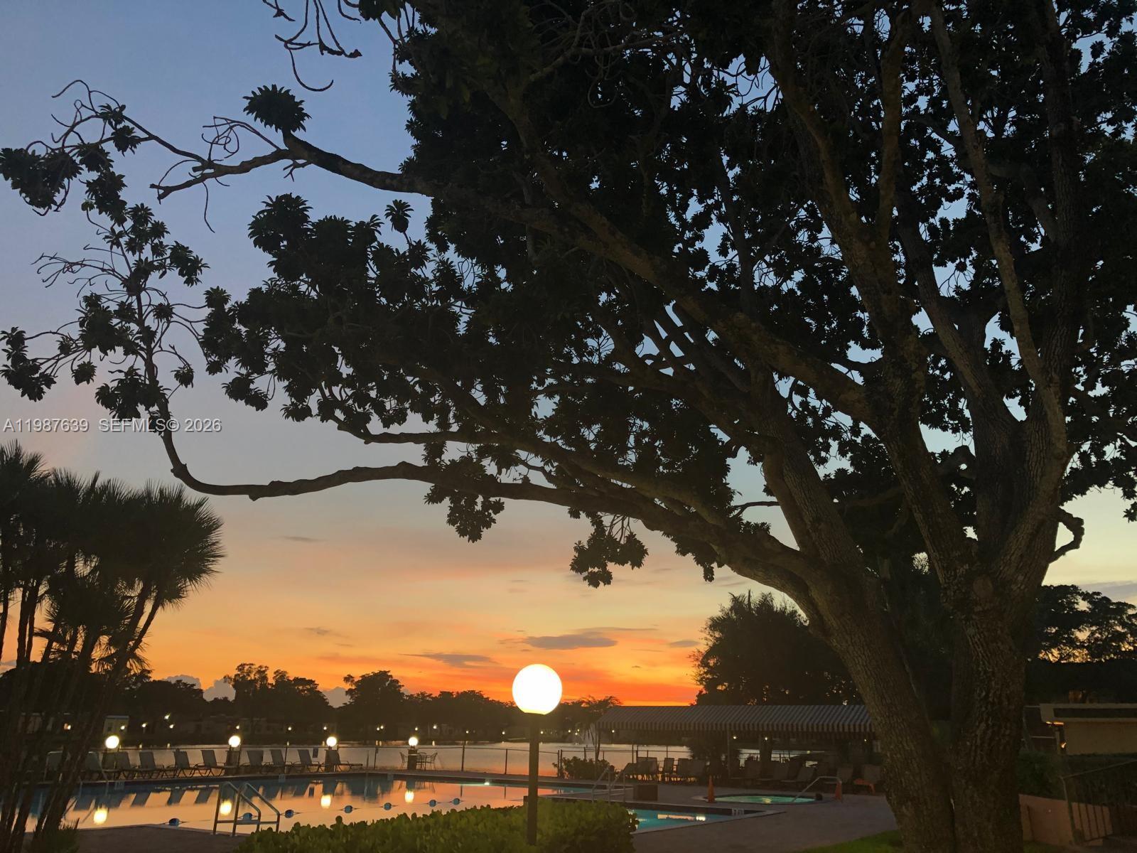 VILLAS AT CARRIAGE HILLS - Residential Lease