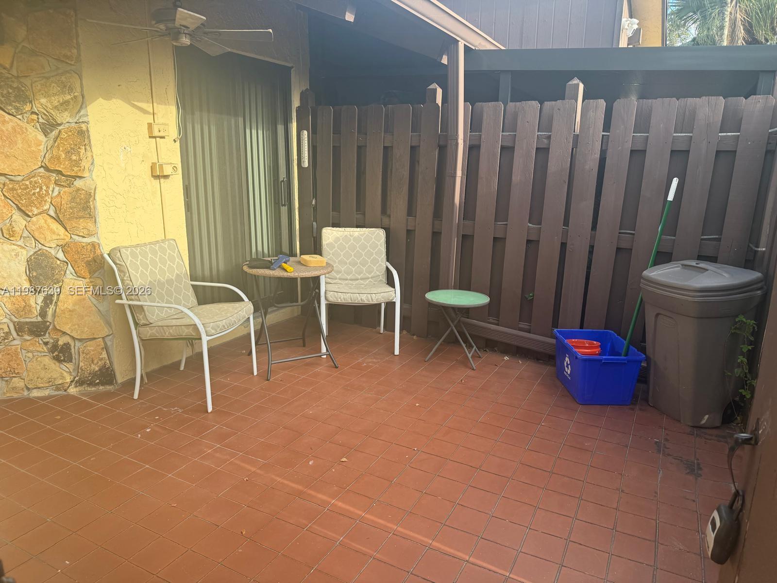 VILLAS AT CARRIAGE HILLS - Residential Lease