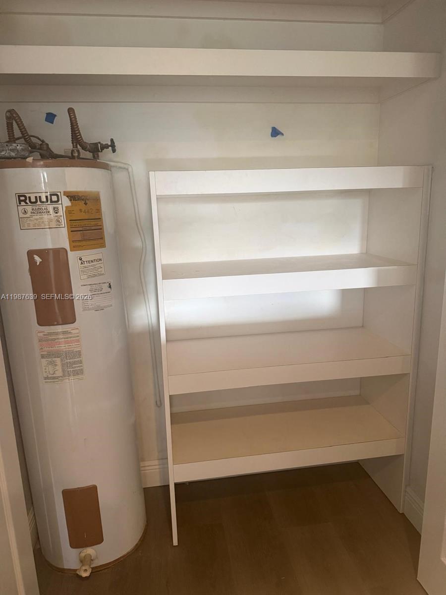 VILLAS AT CARRIAGE HILLS - Residential Lease