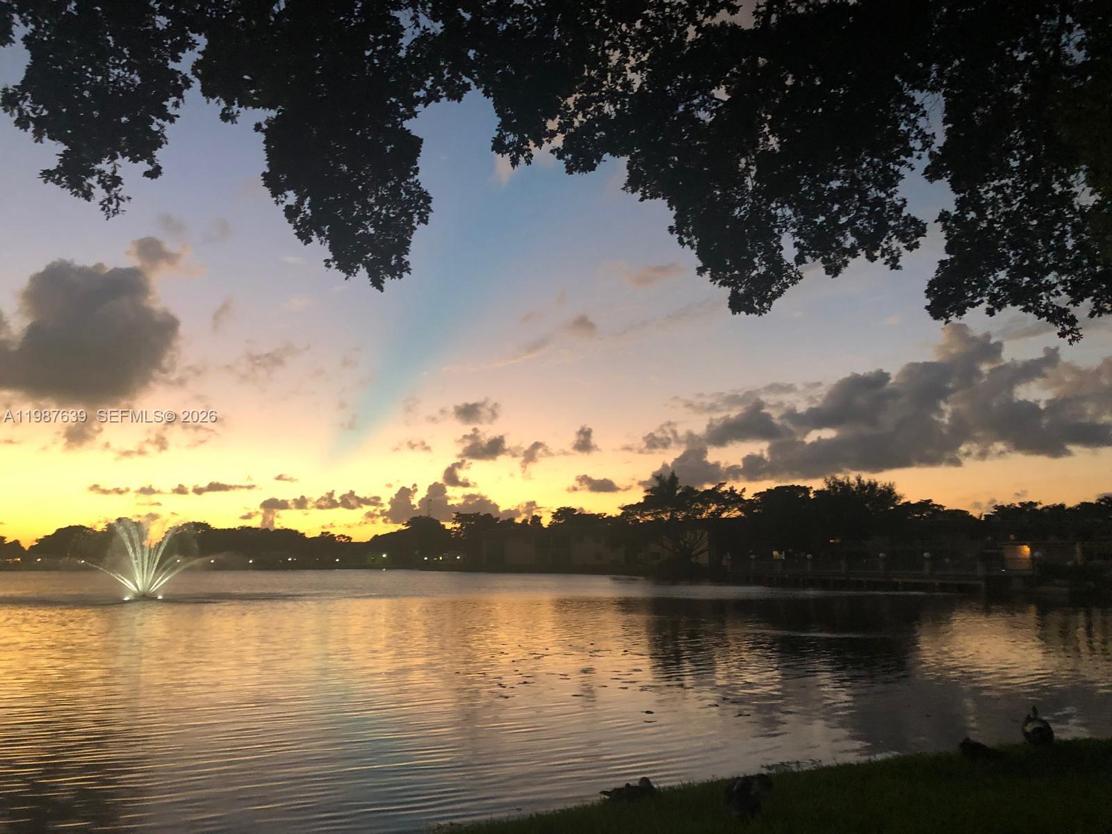 VILLAS AT CARRIAGE HILLS - Residential Lease