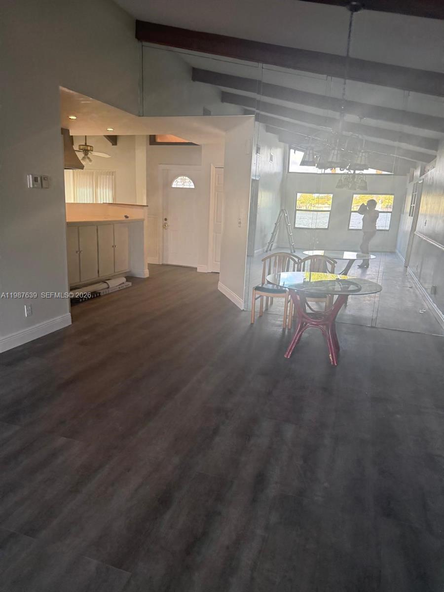 VILLAS AT CARRIAGE HILLS - Residential Lease