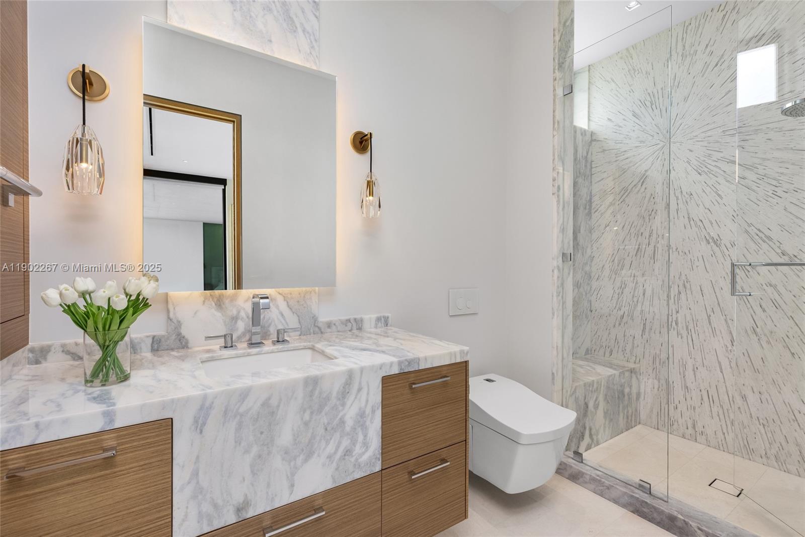 LAUDERDALE BEACH - Residential