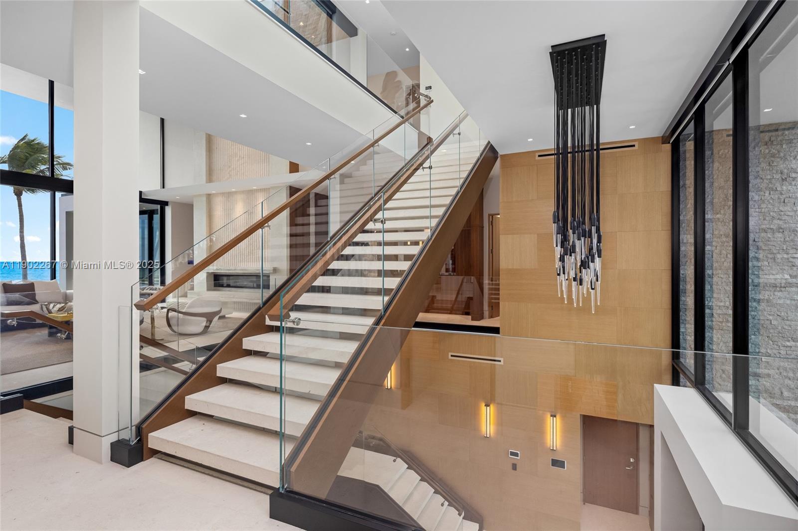 LAUDERDALE BEACH - Residential