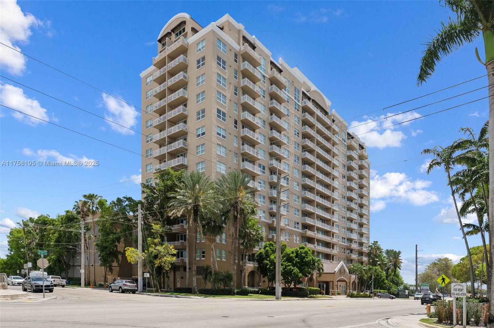DA VINCI ON DOUGLAS CONDO - Residential