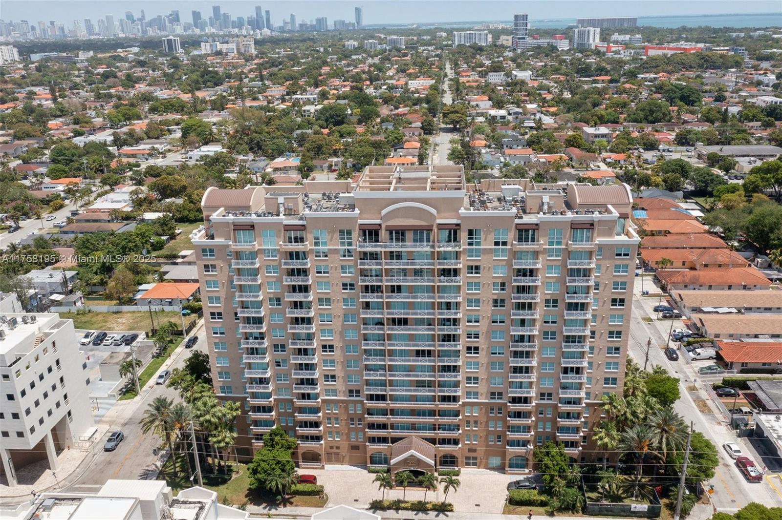 DA VINCI ON DOUGLAS CONDO - Residential