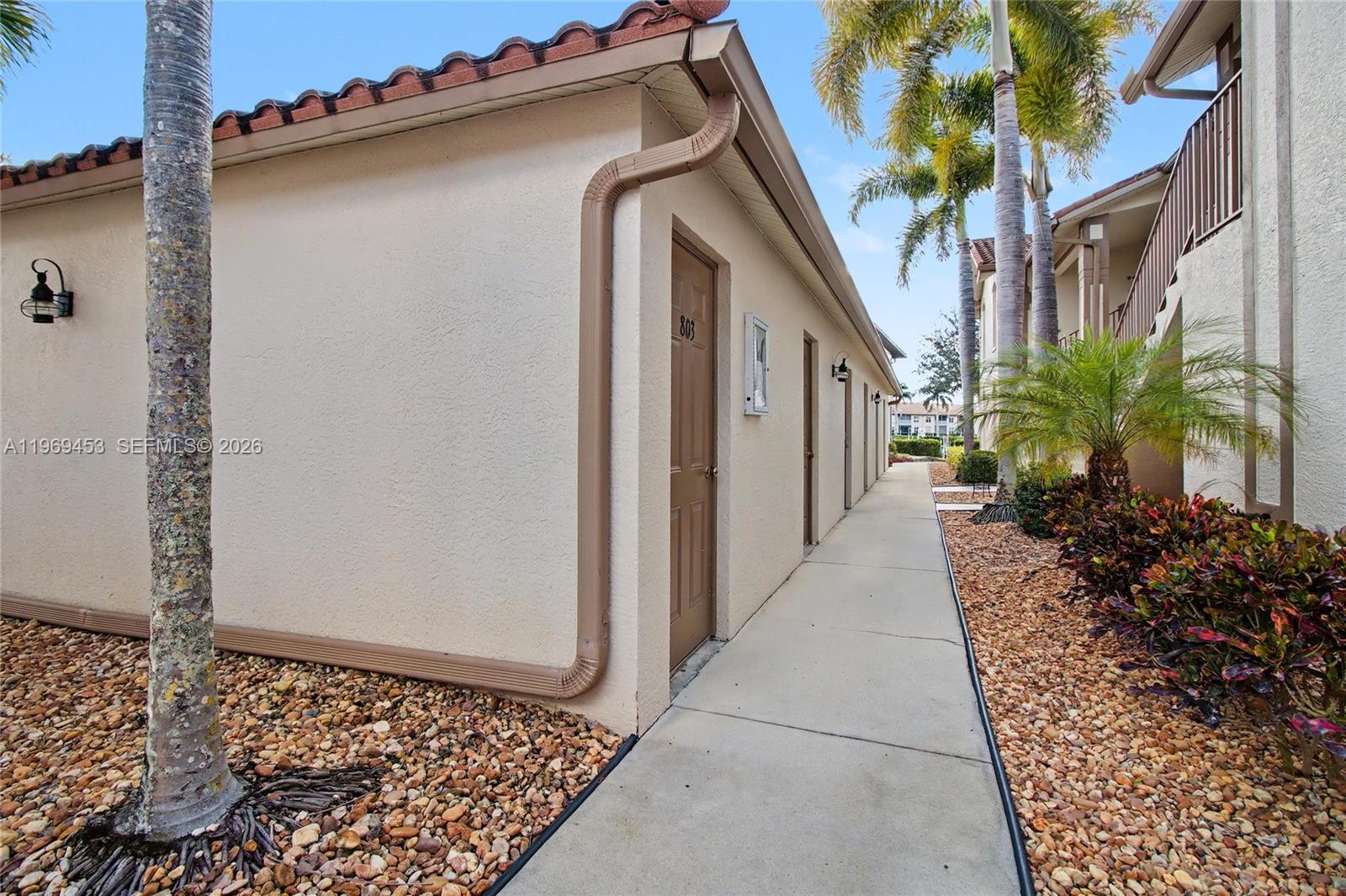 PORT OF THE ISLANDS - Residential