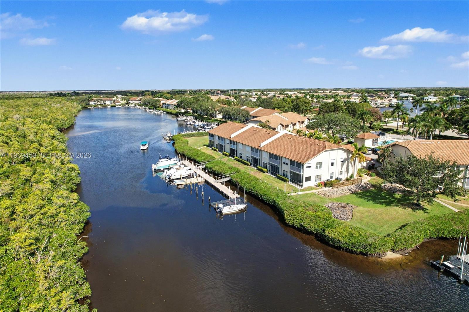 PORT OF THE ISLANDS - Residential