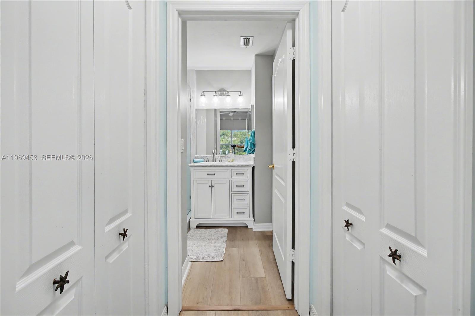 PORT OF THE ISLANDS - Residential