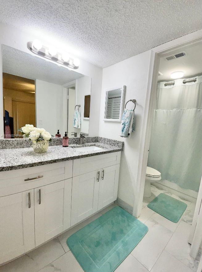 QUATRAINE CONDO I PH I - Residential