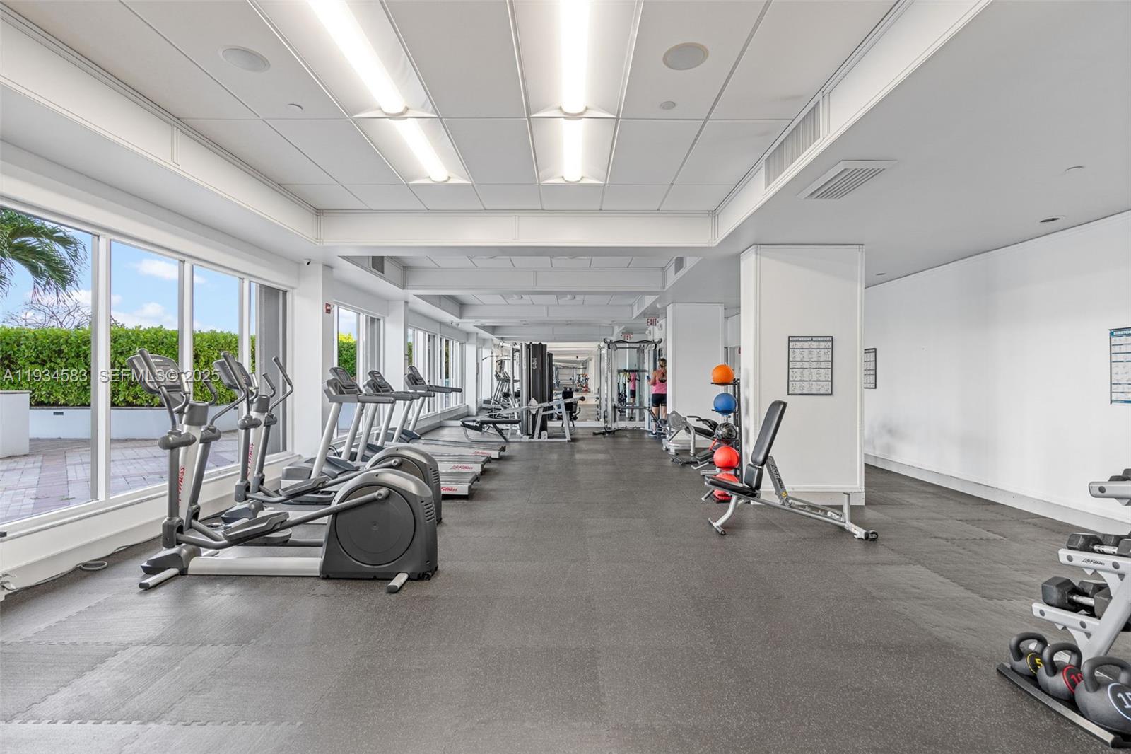 ADMIRALS PORT CONDO WEST - Residential