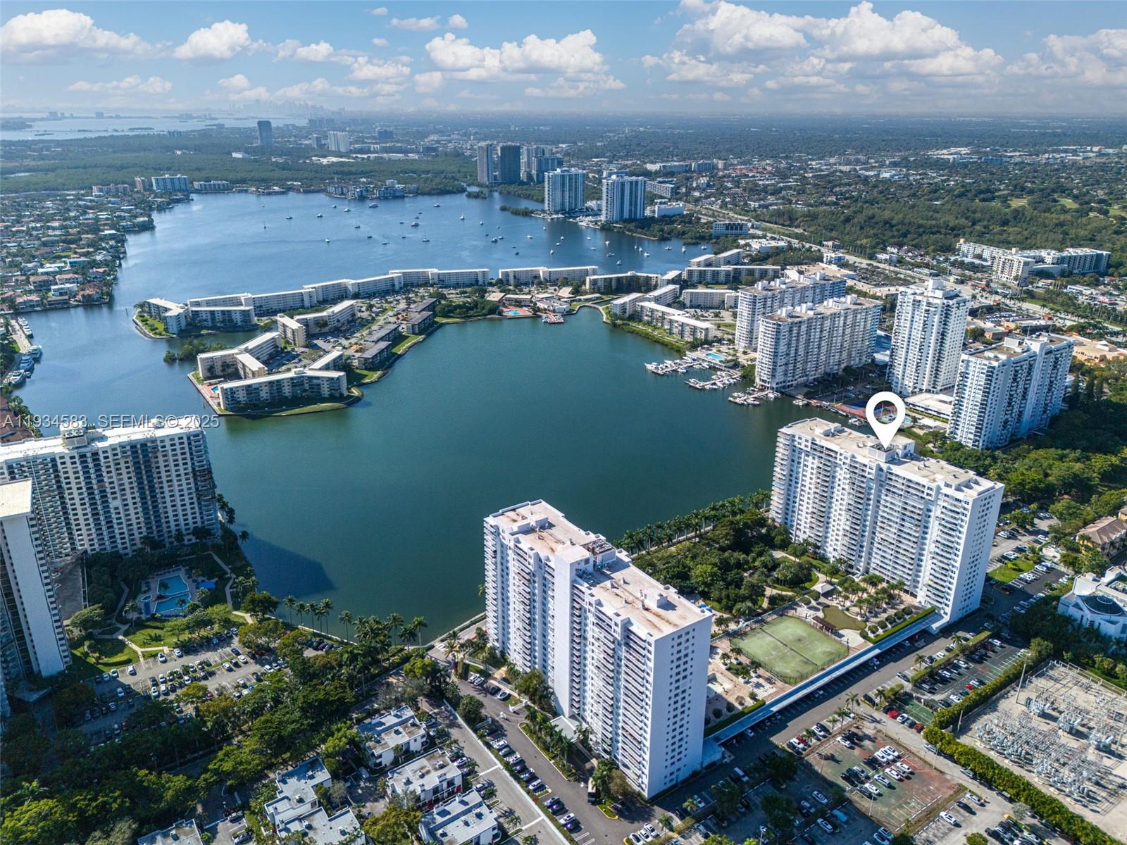 ADMIRALS PORT CONDO WEST - Residential