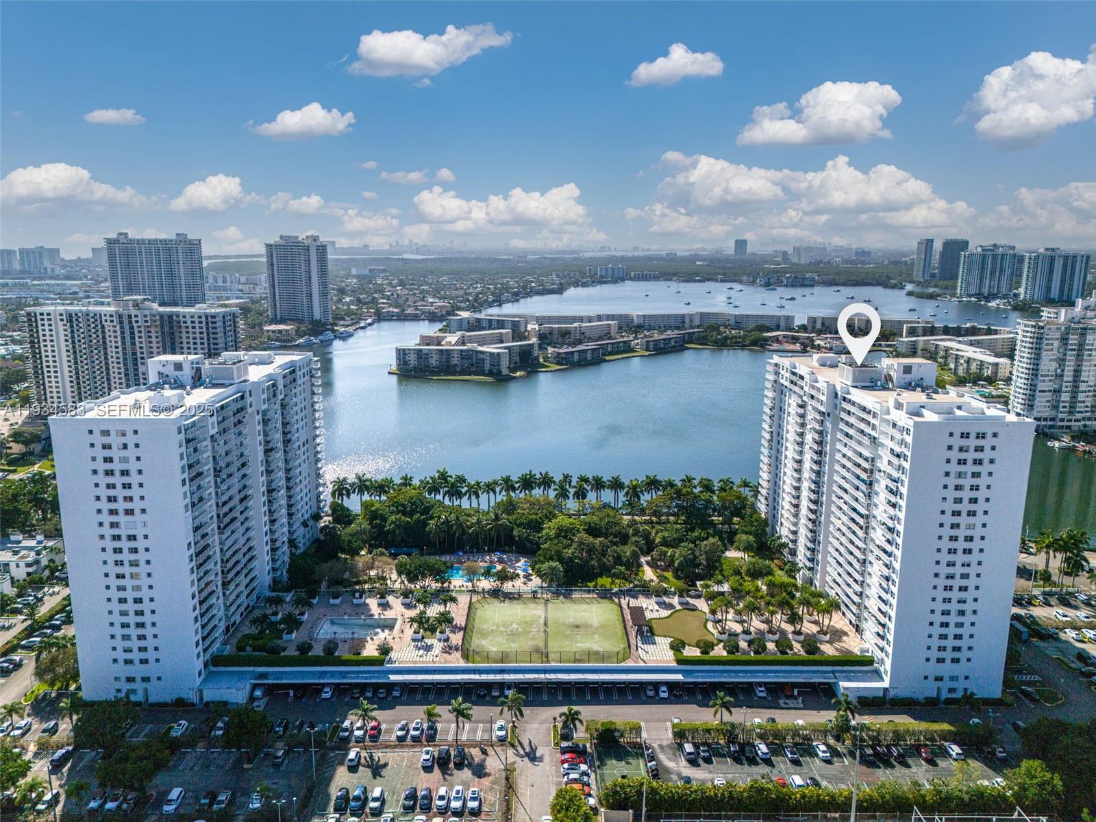 ADMIRALS PORT CONDO WEST - Residential