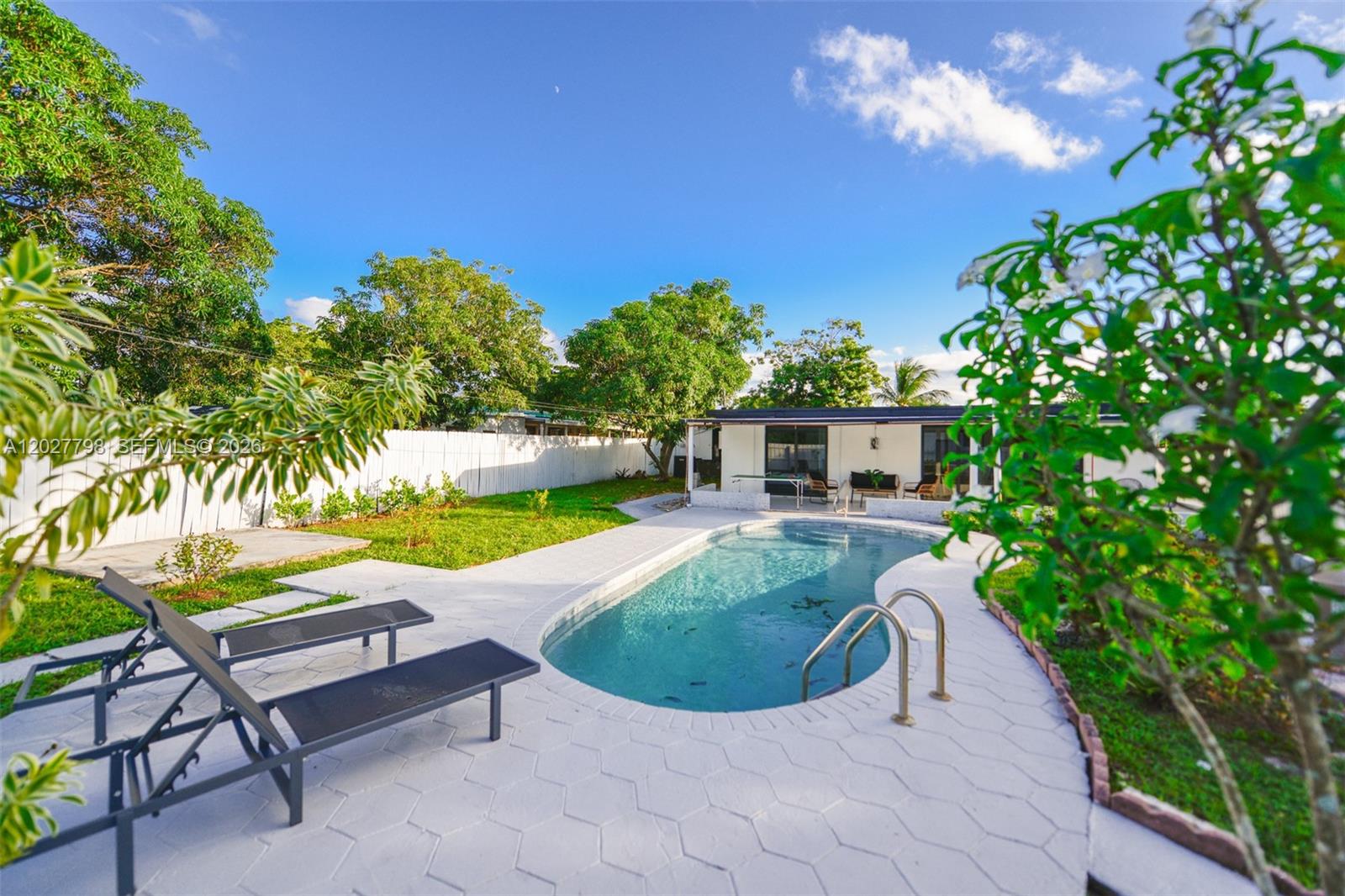 415 NW 133rd St 415