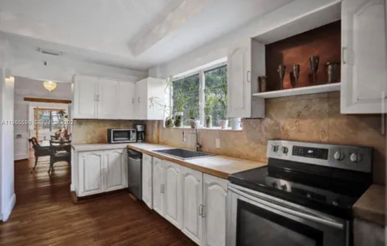 CORAL GABLES SEC C - Residential