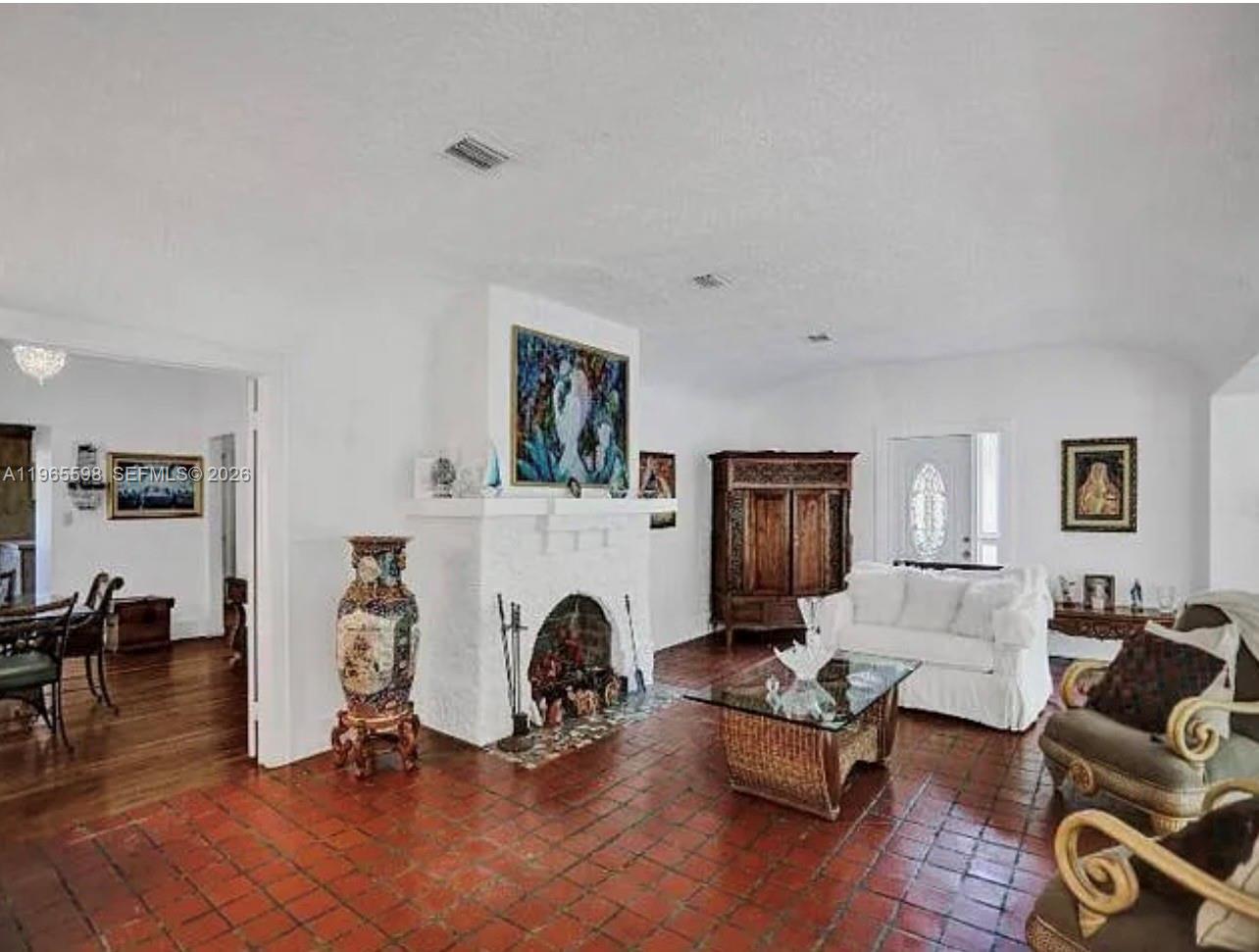 CORAL GABLES SEC C - Residential