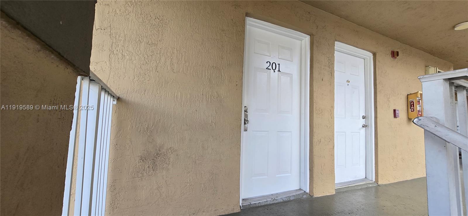 EL PARAISO AT HIALEAH CON - Residential