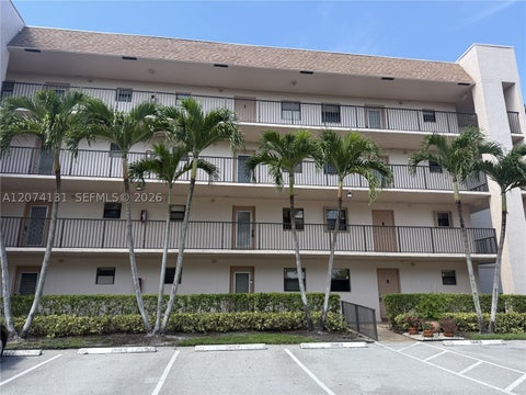 Photo of 10444 NW 30th Ct #204, Sunrise, FL 33322 (MLS # A12074131)