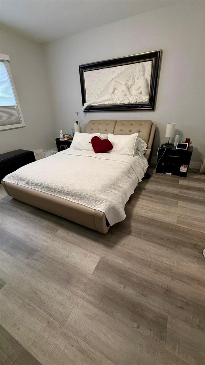 lakeview west - Residential Lease