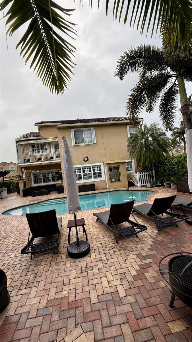 lakeview west - Residential Lease