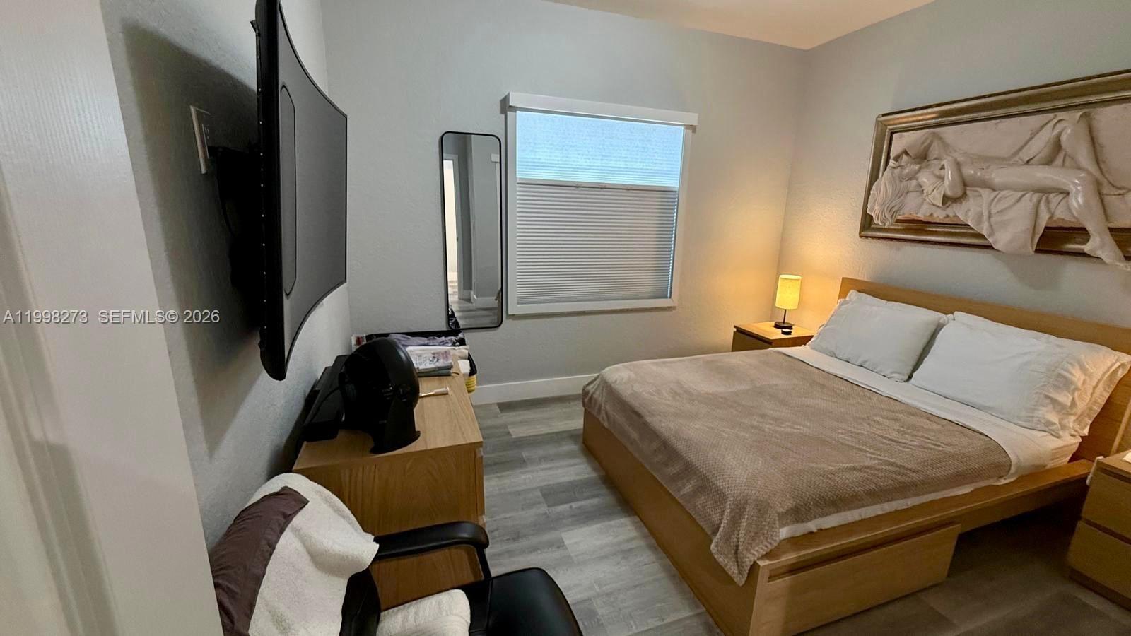 lakeview west - Residential Lease