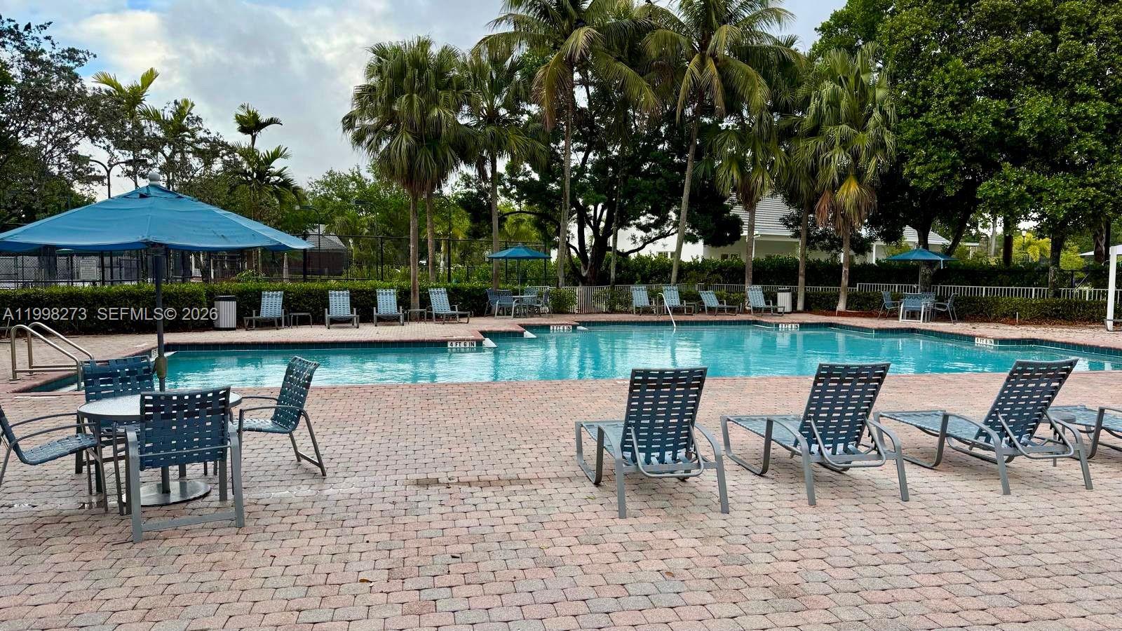 lakeview west - Residential Lease