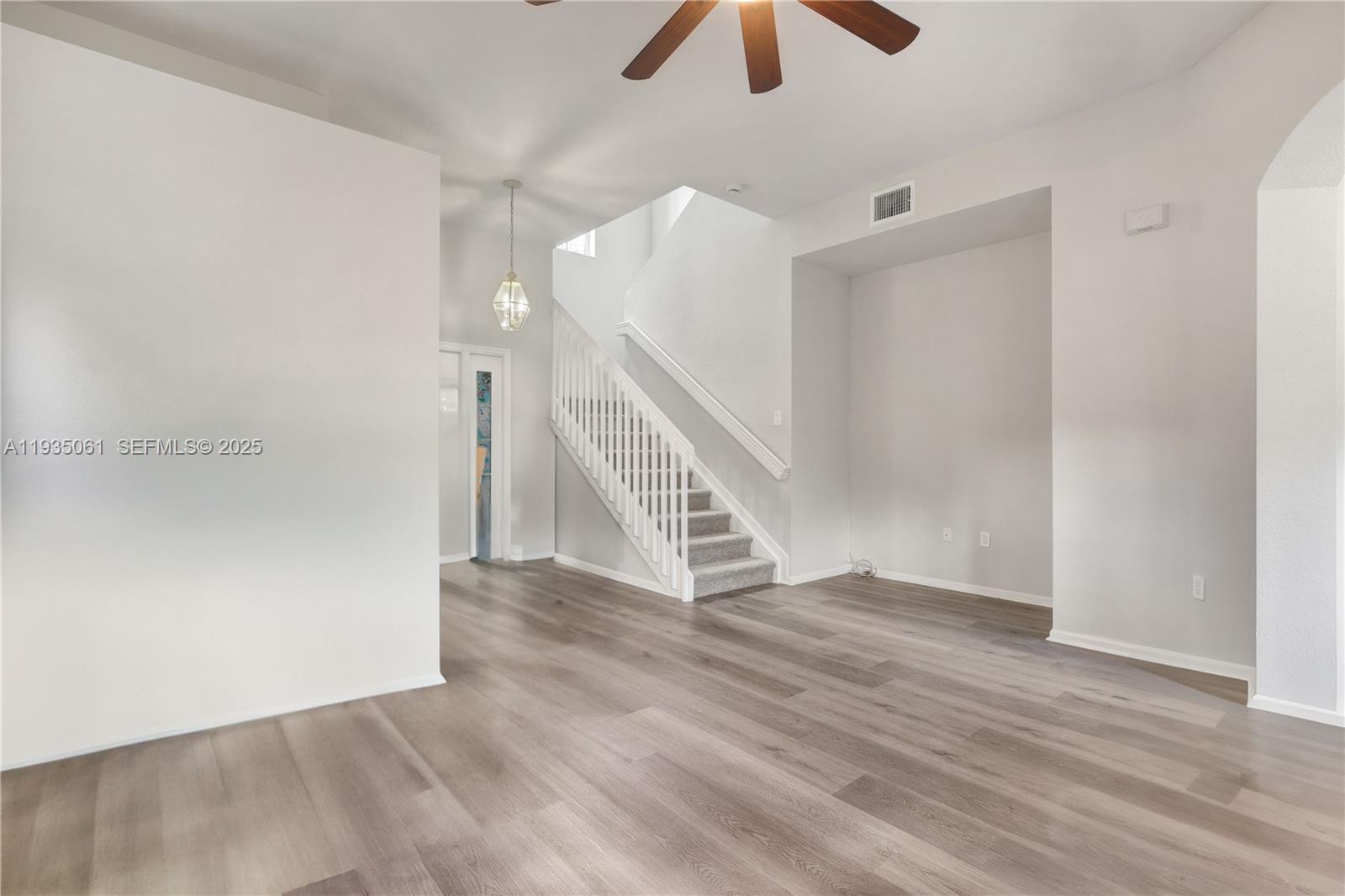 WALNUT CREEK REPLAT NO 1 - Residential