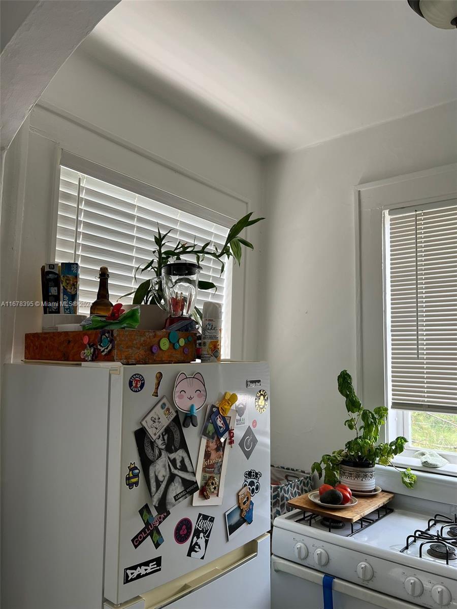 SEVILLA CONDO - Residential